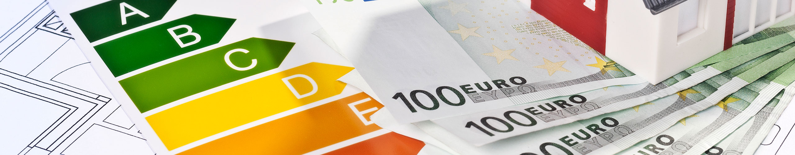 Energie label und 100€ Scheine
